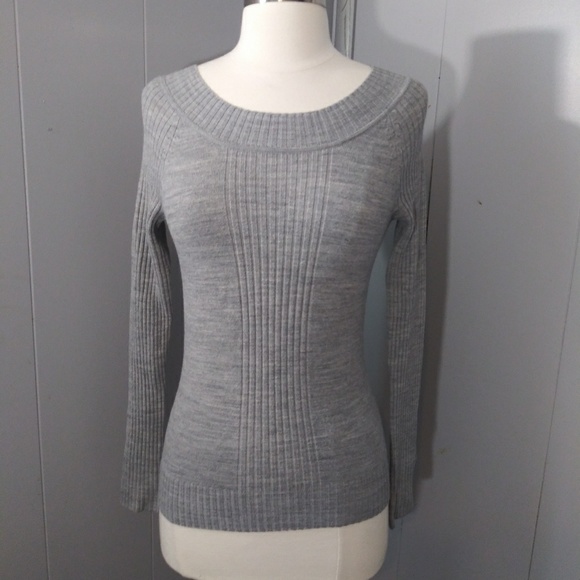 Takeout Sweaters - 5/$25 Takeout Grey Scoop Neck Sweater Size Medium